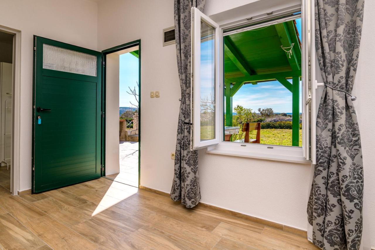 Krcina Holiday Home Cres Luaran gambar